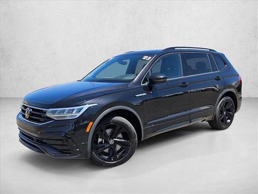 Deep Black Pearl 2023 Volkswagen Tiguan 2.0T SE R-Line Black 4MOTION