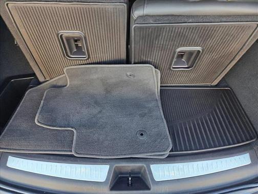 2022 Cadillac XT6 Premium Luxury FWD