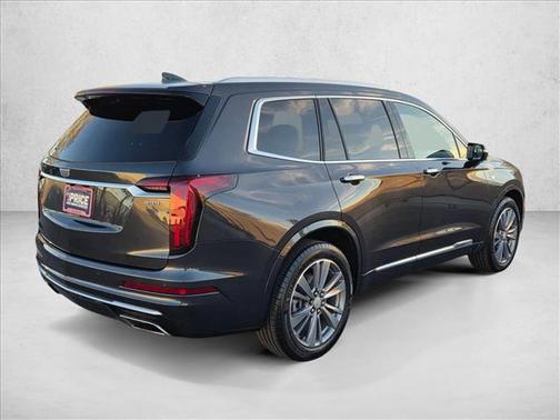 2022 Cadillac XT6 Premium Luxury FWD