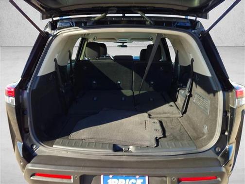 2024 Nissan Pathfinder SV FWD