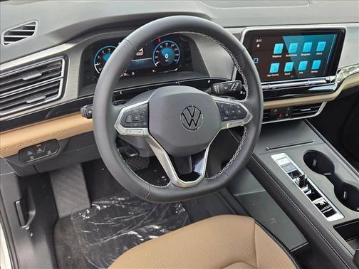2025 Volkswagen Atlas Cross Sport 2.0T SE
