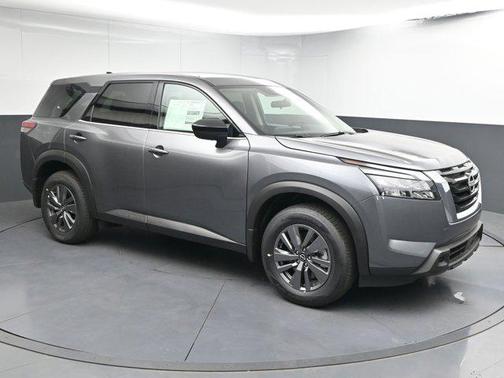2025 Nissan Pathfinder S FWD