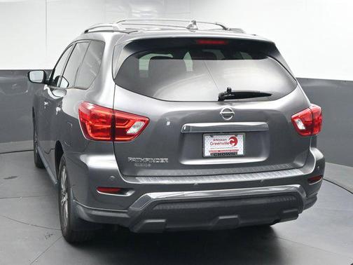 2020 Nissan Pathfinder S 2WD