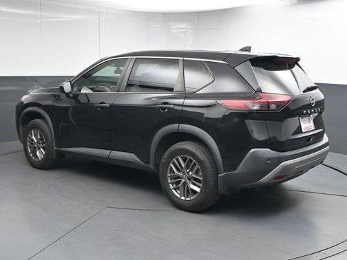 2022 Nissan Rogue S