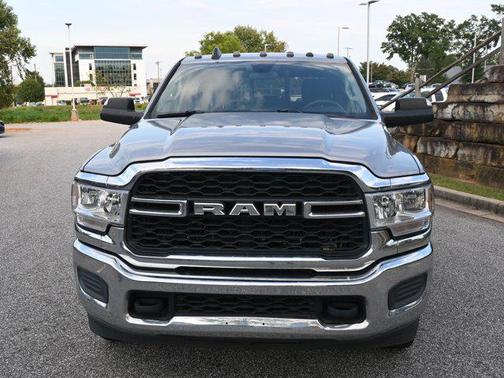 2019 RAM 3500 Tradesman Crew Cab 4x4 8' Box
