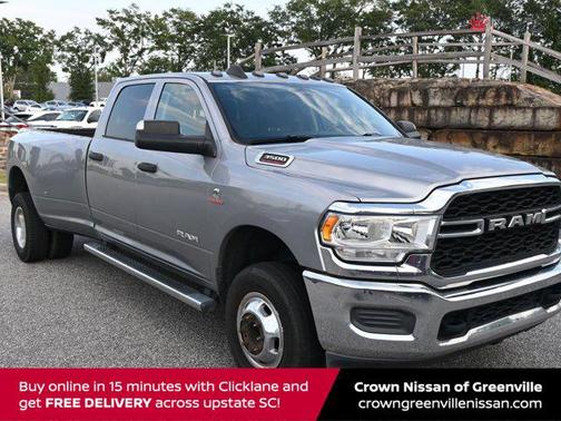 2019 RAM 3500 Tradesman Crew Cab 4x4 8' Box