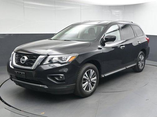 2019 Nissan Pathfinder SL