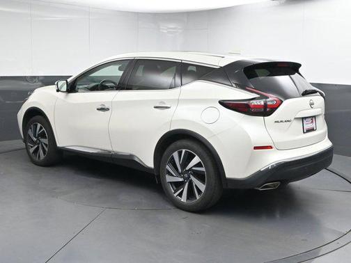 2023 Nissan Murano SL FWD