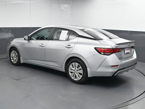 2022 Nissan Sentra S