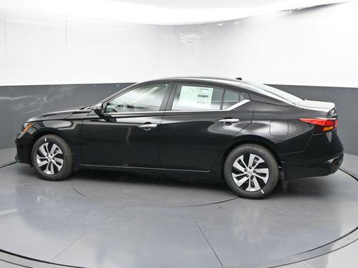 2025 Nissan Altima S FWD