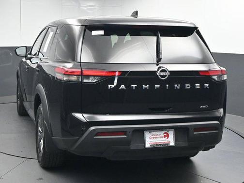 2024 Nissan Pathfinder S 4WD