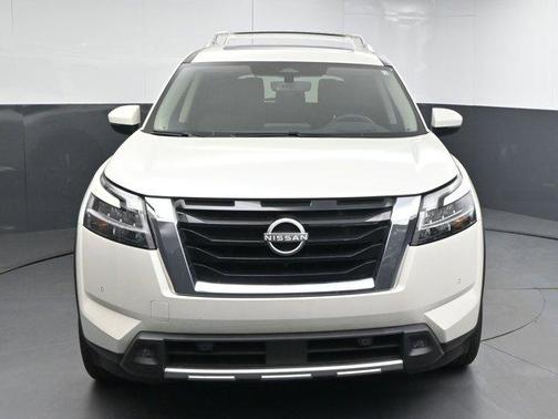 2024 Nissan Pathfinder Platinum 4WD