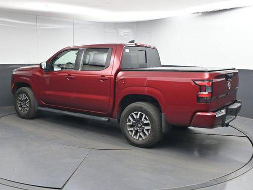 2024 Nissan Frontier SL