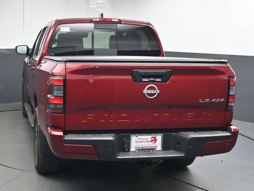 2024 Nissan Frontier SL