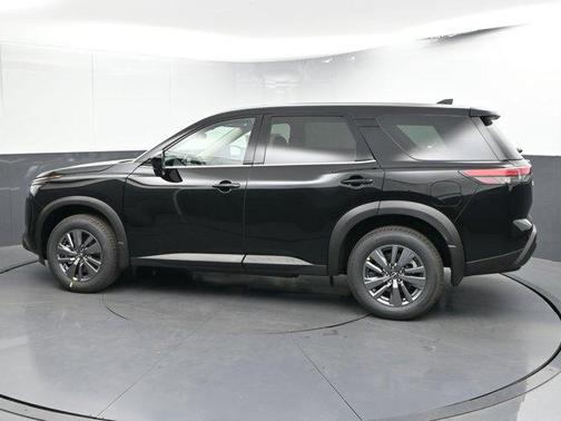 2025 Nissan Pathfinder S FWD