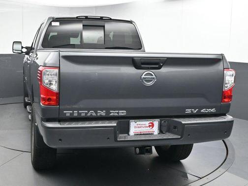 2021 Nissan Titan XD SV
