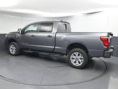 2023 Nissan Titan XD SV