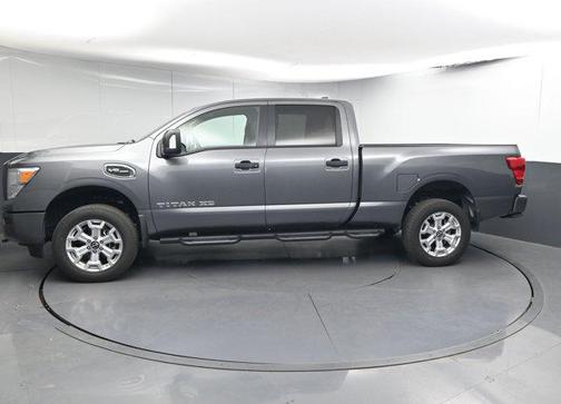 2023 Nissan Titan XD SV