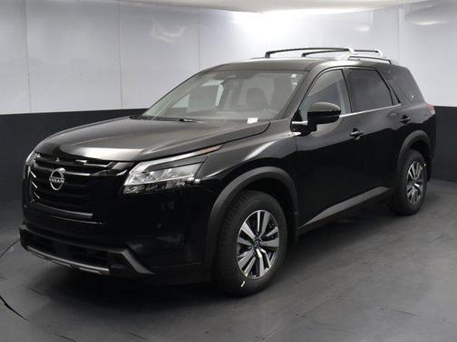 2024 Nissan Pathfinder SL 4WD