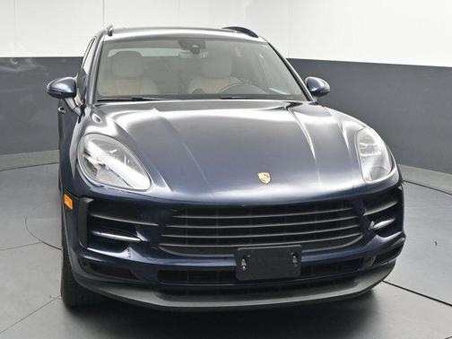 2020 Porsche Macan Base