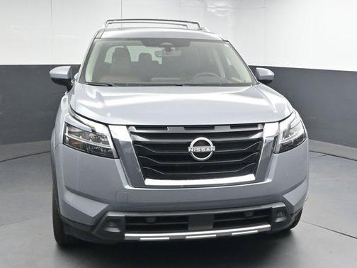 2023 Nissan Pathfinder Platinum 4WD
