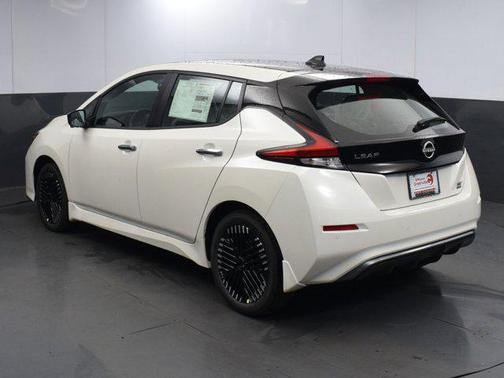 2024 Nissan Leaf SV PLUS