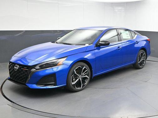 2025 Nissan Altima SR AWD