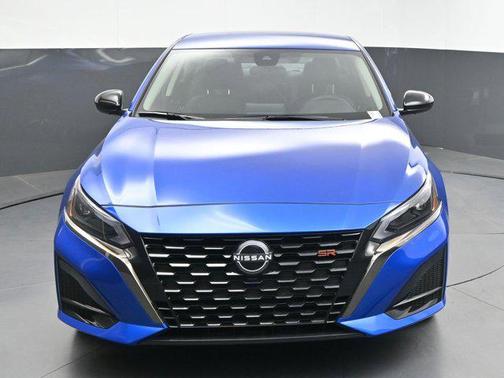 2025 Nissan Altima SR AWD
