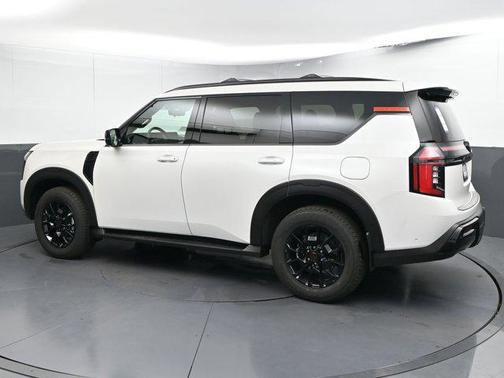 2025 Nissan Armada PRO-4X 4WD