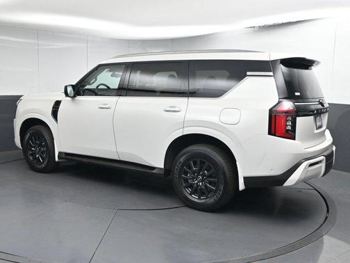 2026 Nissan Armada SV