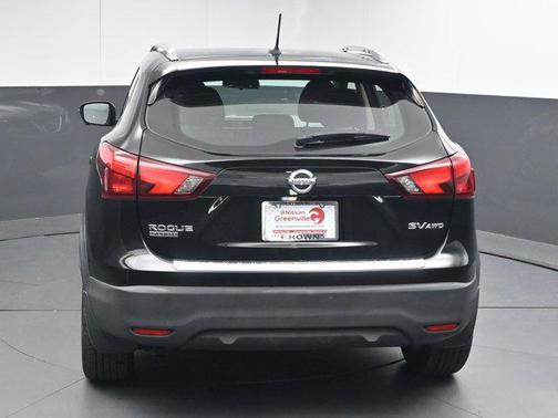 2018 Nissan Rogue Sport SV