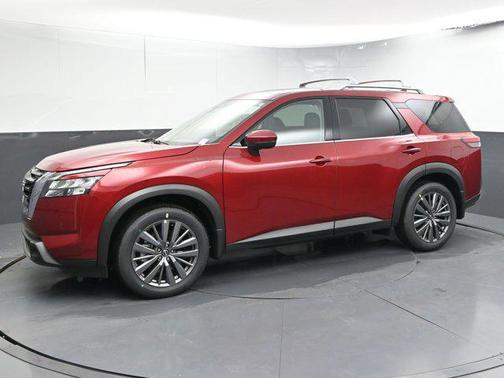 2025 Nissan Pathfinder SL FWD
