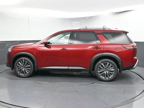 2025 Nissan Pathfinder SL FWD