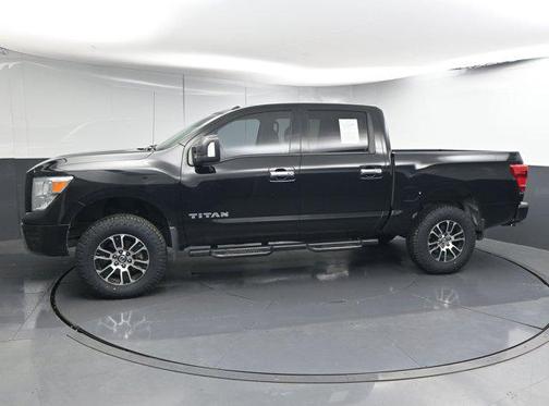 2021 Nissan Titan SV