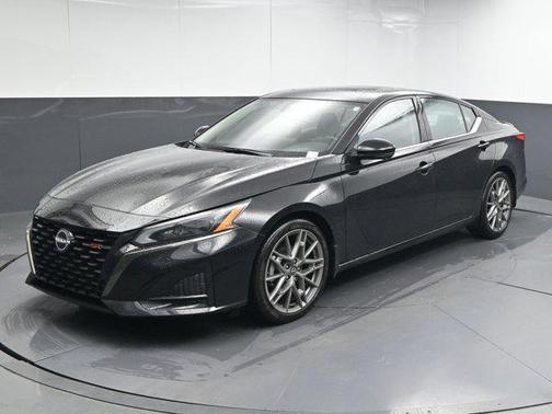 2024 Nissan Altima SR VC-Turbo FWD