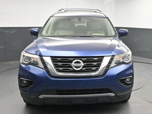 2018 Nissan Pathfinder SL