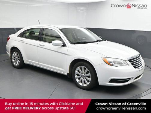 2013 Chrysler 200 Touring
