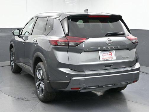 2025 Nissan Rogue SL