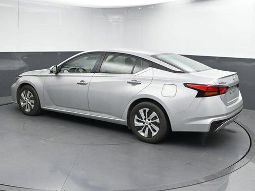 2023 Nissan Altima S FWD