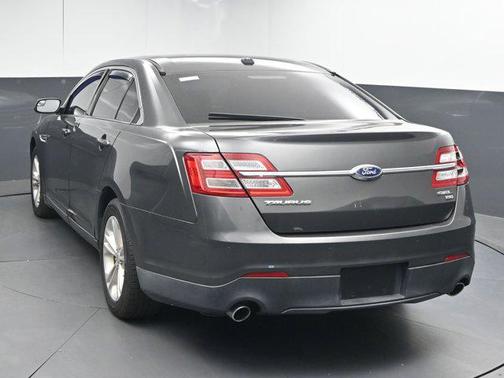 2015 Ford Taurus SEL