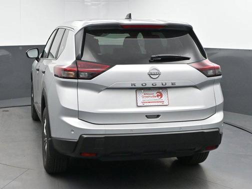 2025 Nissan Rogue S