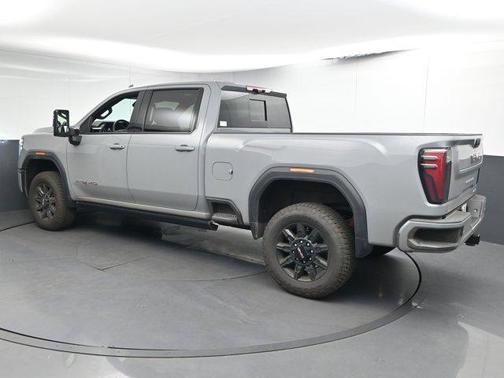 2025 GMC Sierra 2500 AT4