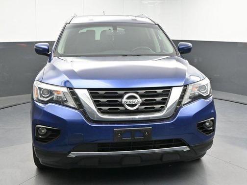 2018 Nissan Pathfinder SV