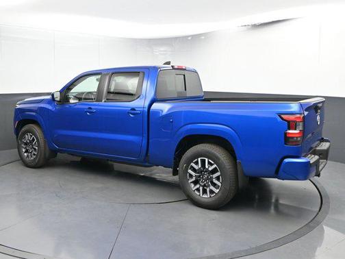 2025 Nissan Frontier SL