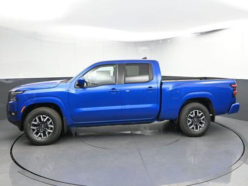2025 Nissan Frontier SL