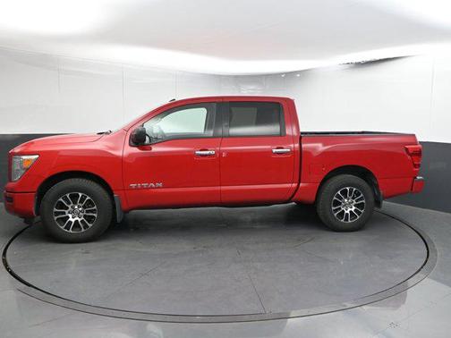 2021 Nissan Titan SV