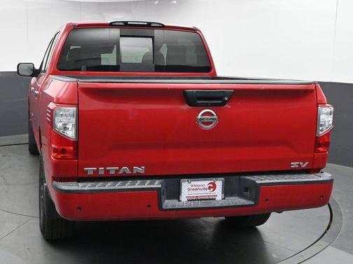 2021 Nissan Titan SV