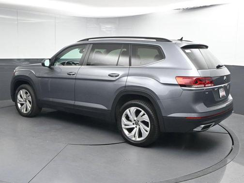 2021 Volkswagen Atlas 2.0T SE w/Technology
