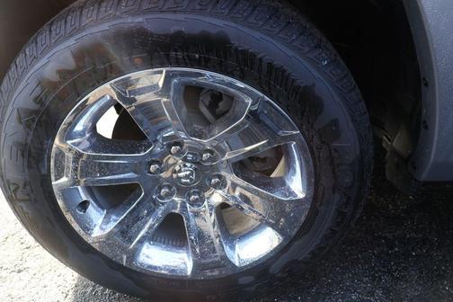 Billet Silver Metallic Clearcoat 2026 RAM 1500 Big Horn/Lone Star