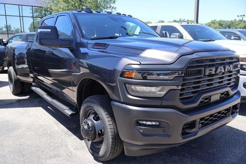 Granite Crystal Clearcoat Metallic 2026 RAM 3500 Tradesman